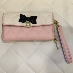Betsy Johnson Bow Light Pink Wristlet